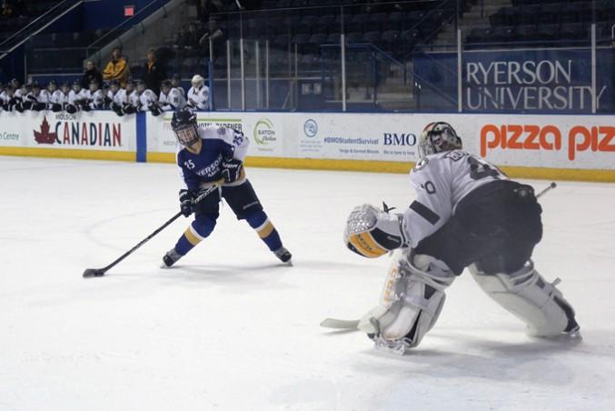 WomensHockey1-ChrisBlanchette