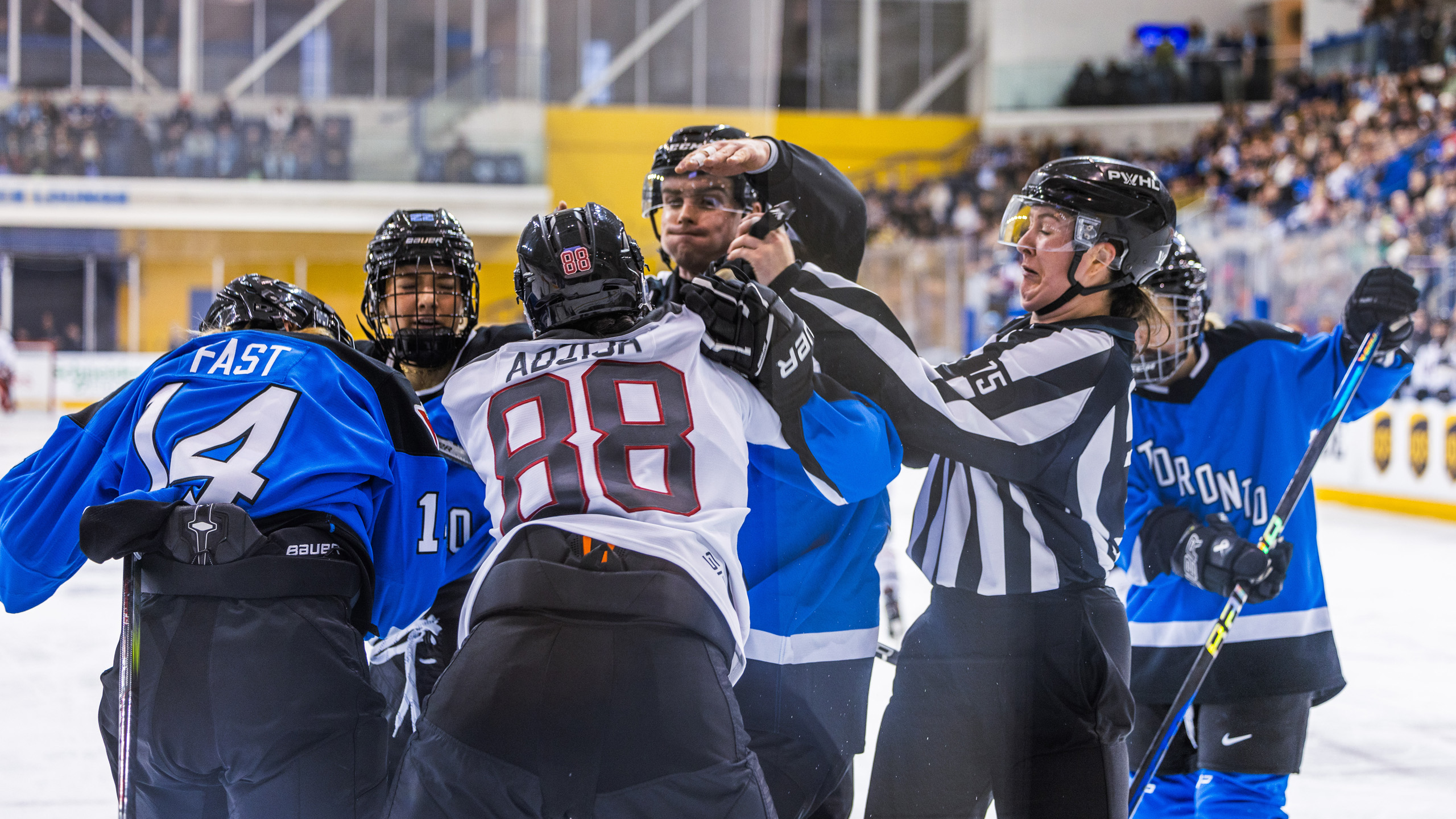 A post-whistle scrum breaks out between PWHL Ottawa and PWHL Toronto