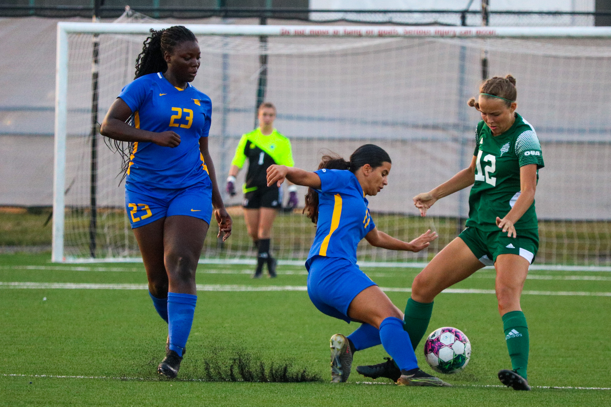 First-year Mera Saleh disputing the ball against a Trent Excalibur defender