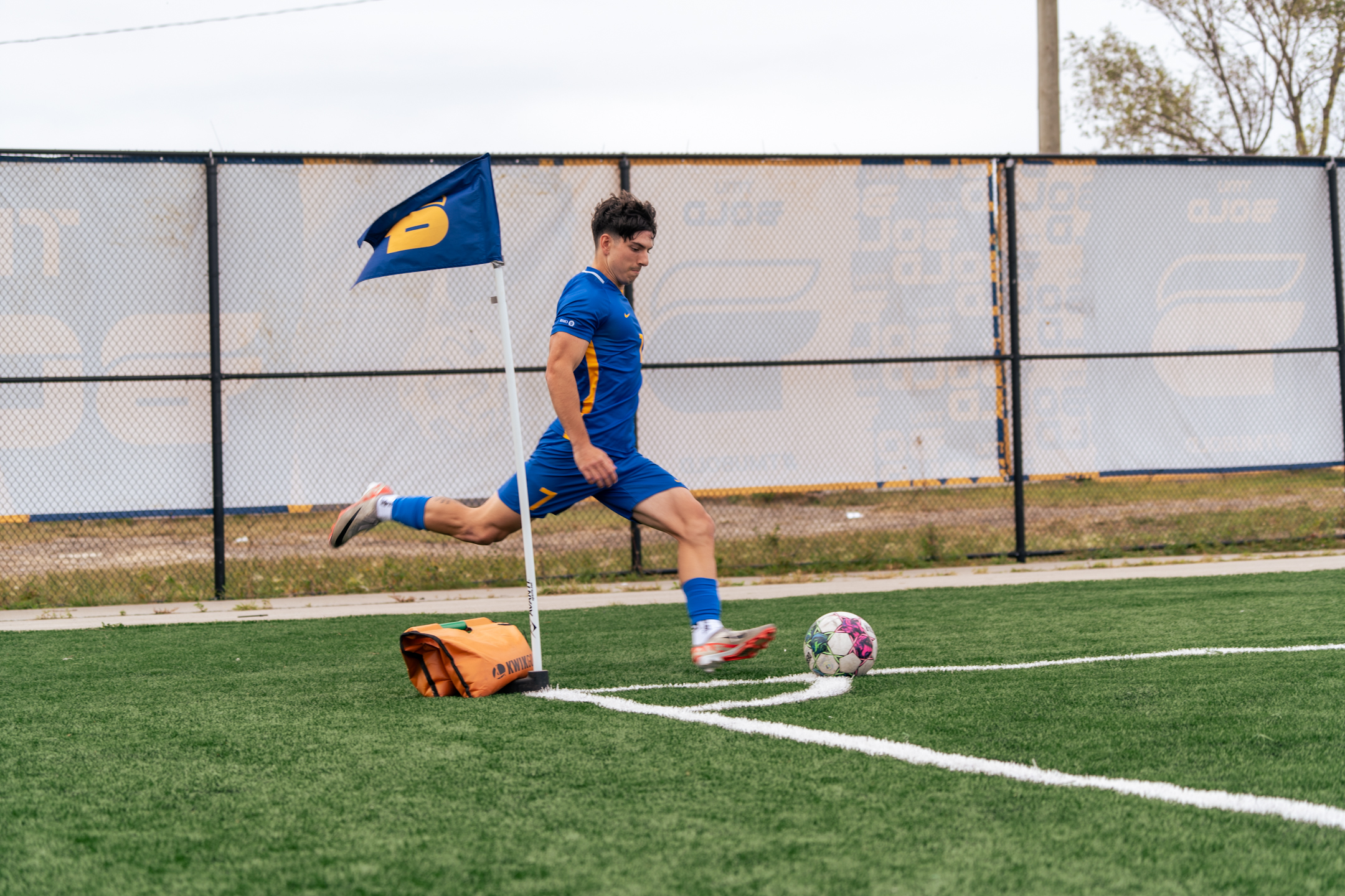 Luca Di Marco taking a corner kick