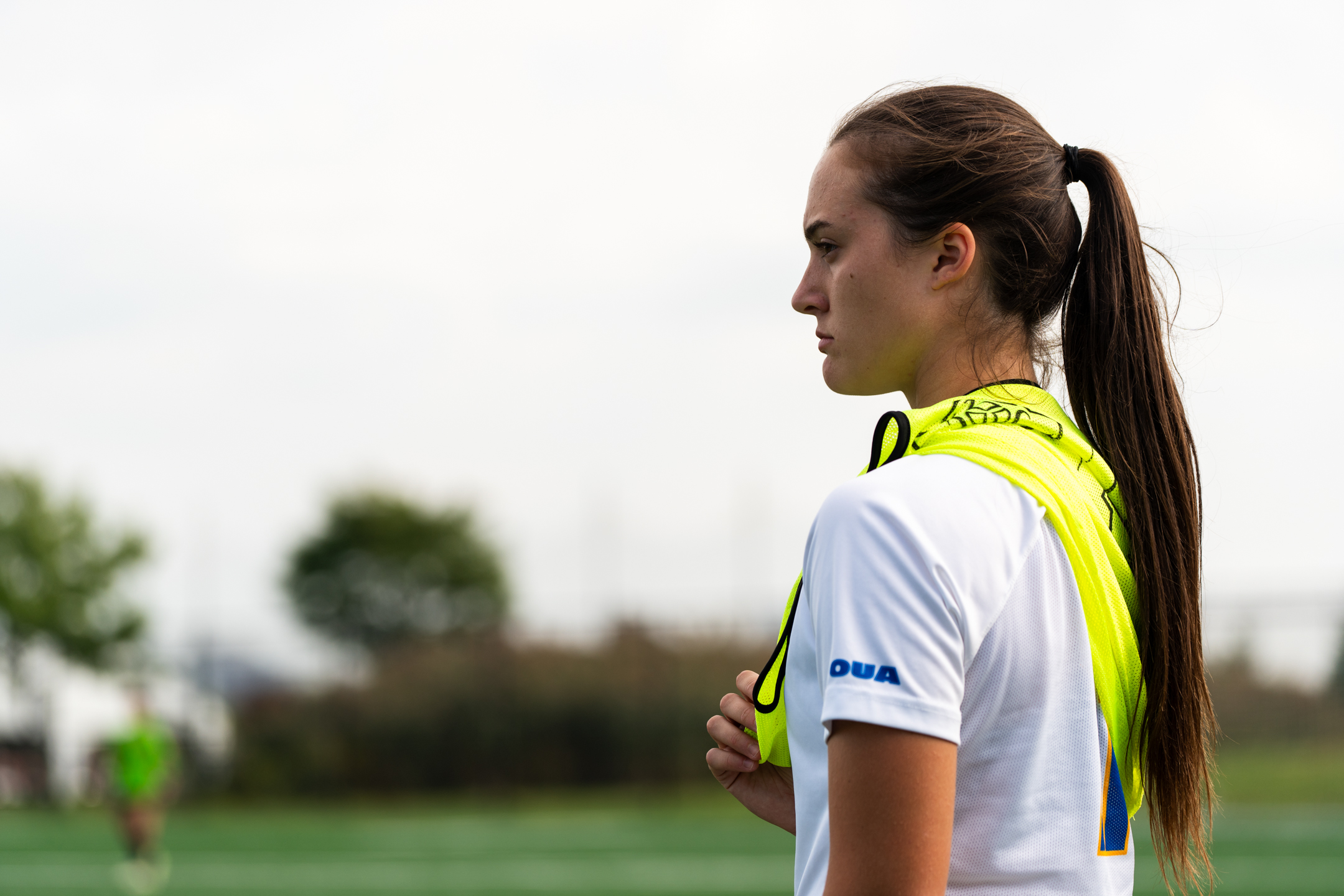 Julia Fasan wearing a bib