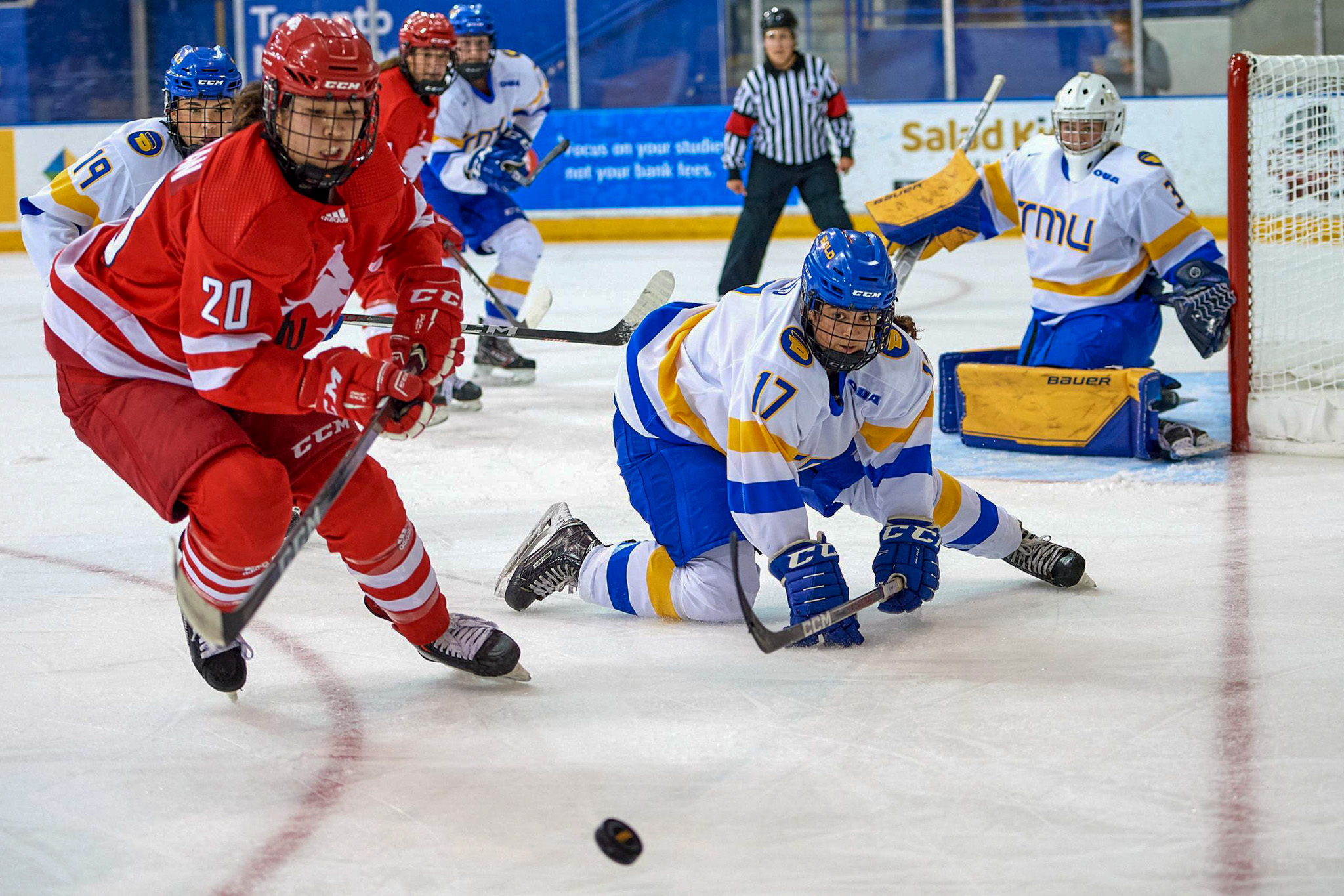 Cailey Davis playing with the TMU Bold last year 