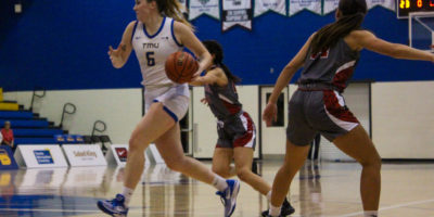 Haley Fedick dribbling with the ball