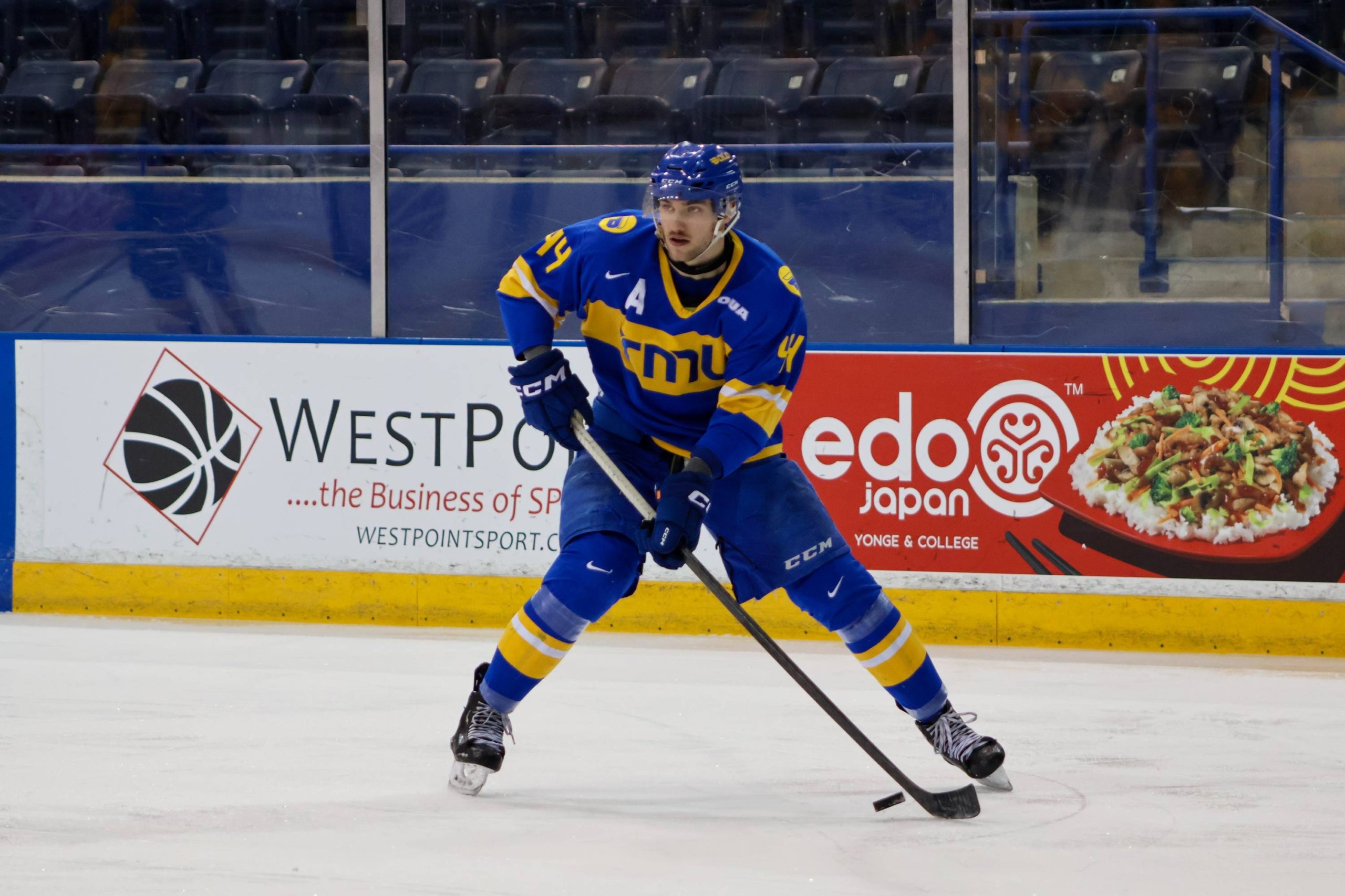 Joe Rupoli handling the puck