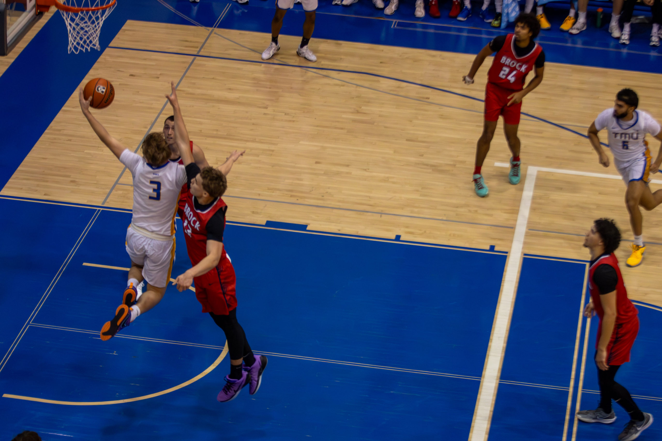 Kevin Toth attempts a basket