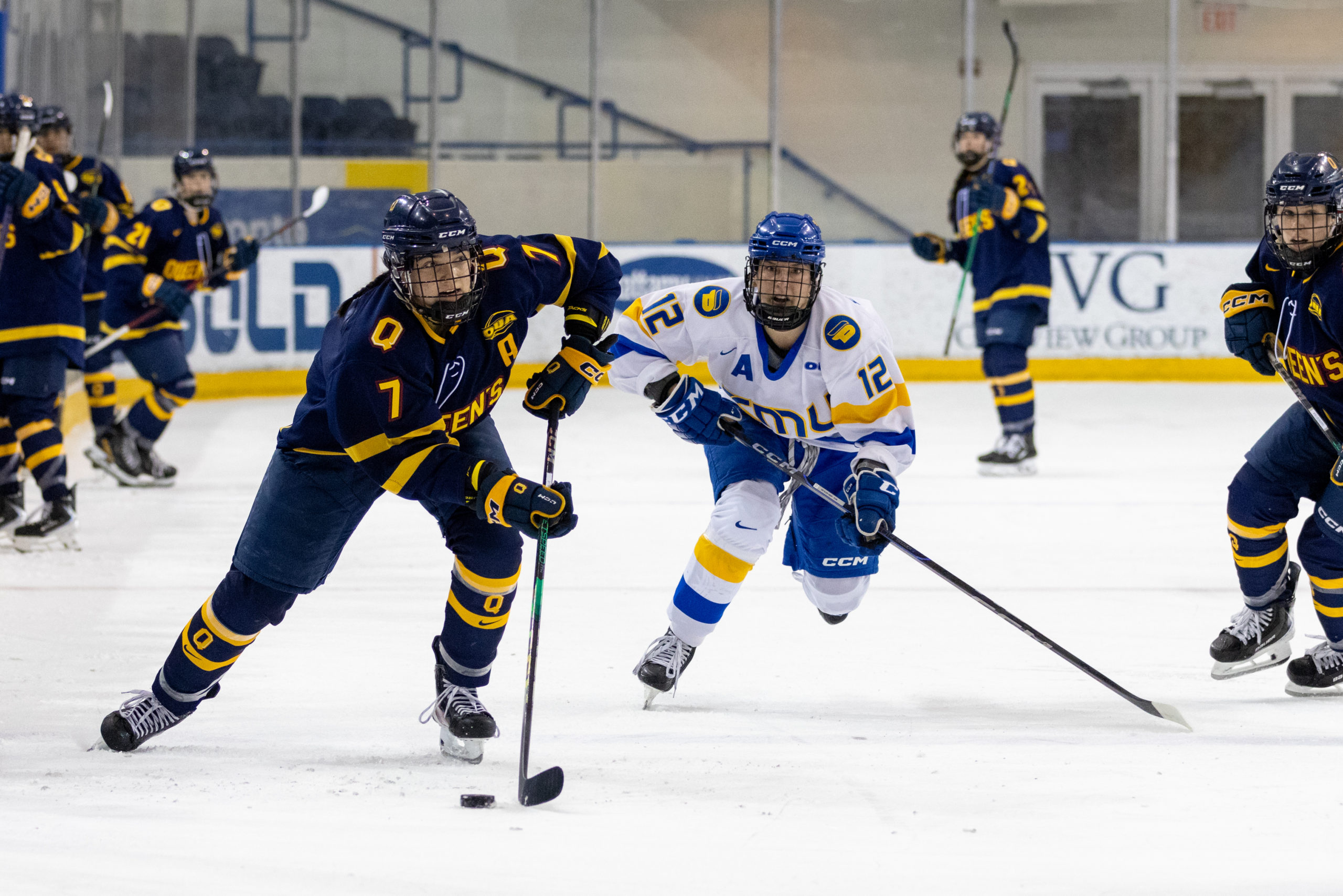 Queen's gains possession