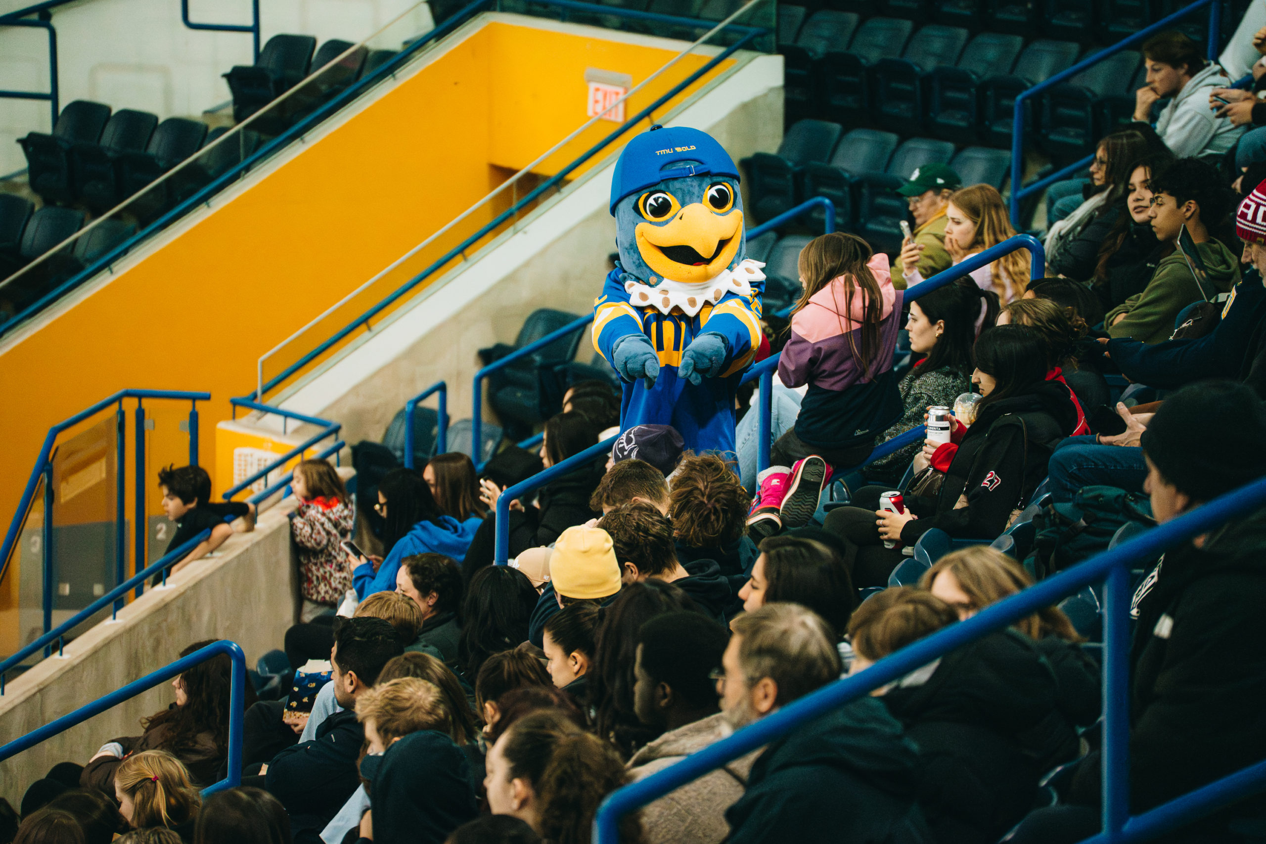 Frankie B. Bold makes an appearance in front of the MAC crowd